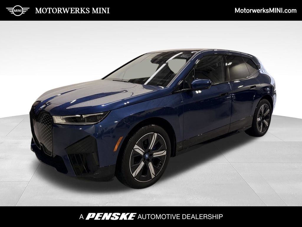 Used 2024 BMW iX xDrive50 w/ Sport Package AWD/4WD image 1