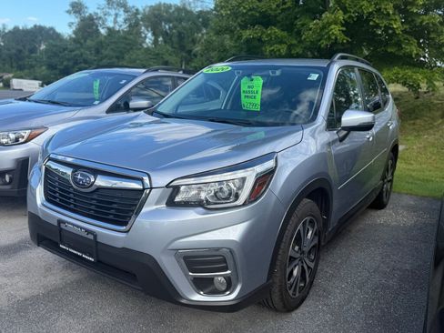 Used 2020 Subaru Forester Limited image 3