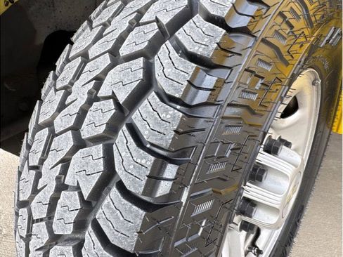 Used 2021 Chevrolet Express 2500 image 19