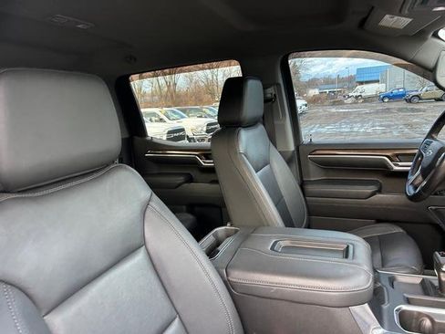 Used 2022 Chevrolet Silverado 1500 LT Trail Boss w/ LT Trail Boss Premium Package image 32