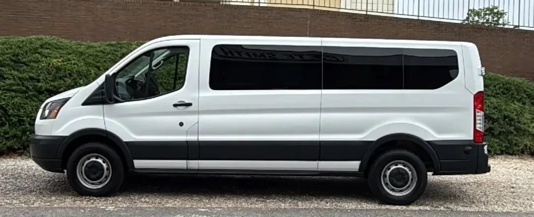 Used 2018 Ford Transit 350 XL RWD image 2