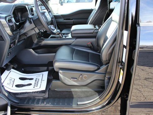 Used 2025 Ford F150 Lariat w/ Equipment Group 502A High image 5