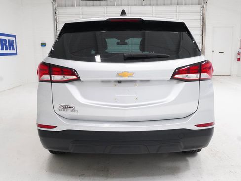 Used 2022 Chevrolet Equinox LS FWD image 31
