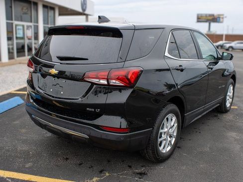 Used 2024 Chevrolet Equinox LT image 3