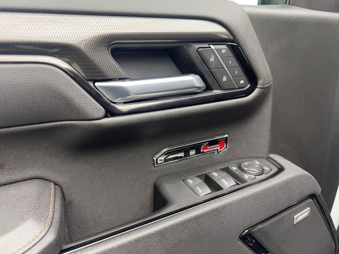Used 2025 GMC Sierra 1500 AT4 AWD/4WD image 34