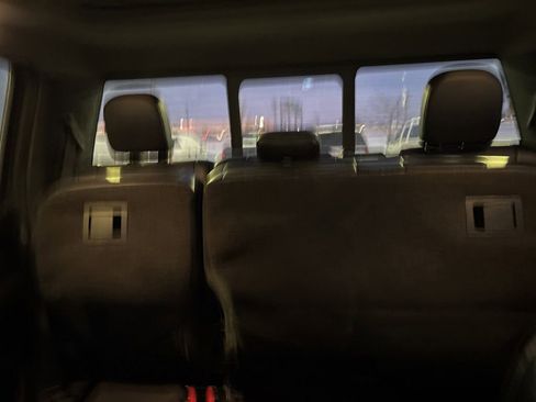 Used 2016 Ford F150 Lariat image 18