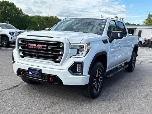 Certified 2021 GMC Sierra 1500 AT4 w/ AT4 Premium Package AWD/4WD image 4