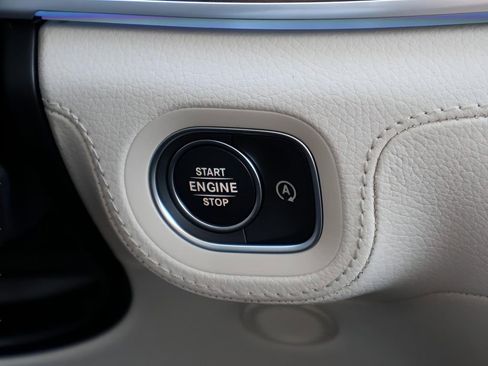 New 2026 Mercedes-Benz GLS 450 4MATIC image 30