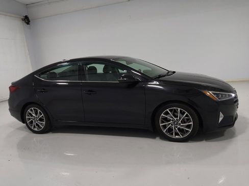 Used 2020 Hyundai Elantra Limited w/ Ultimate Package 03 FWD image 11