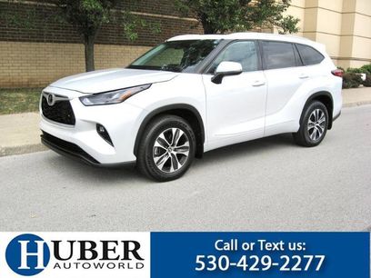 Used 2022 Toyota Highlander XLE