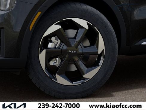 New 2026 Kia Sorento EX image 9