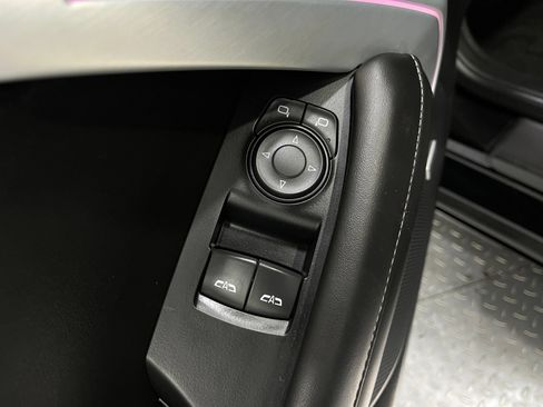 Used 2018 Chevrolet Camaro SS w/ Redline Edition RWD image 15