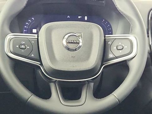 Used 2026 Volvo XC40 B5 Plus w/ Climate Package AWD/4WD image 25