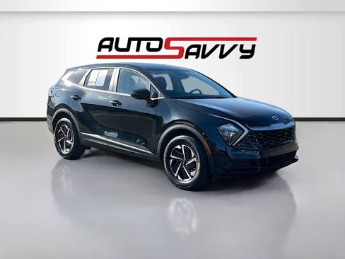Used 2023 Kia Sportage LX image 1