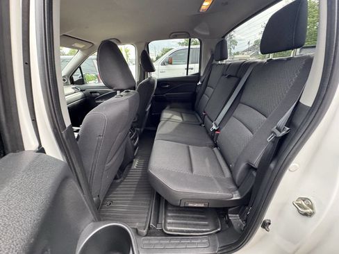 Used 2019 Honda Ridgeline Sport image 35