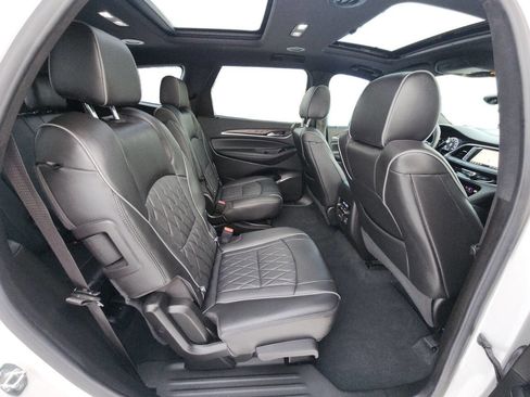 Used 2024 Buick Enclave Avenir w/ Avenir Technology Package image 46