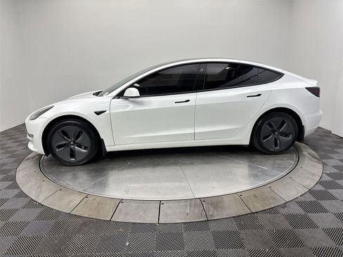 Used 2017 Tesla Model 3 Standard Range image 16