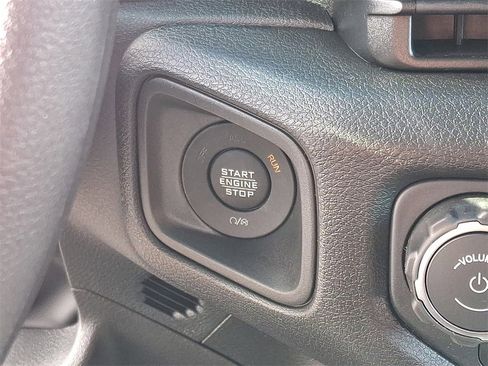 New 2026 Jeep Gladiator Sport image 13