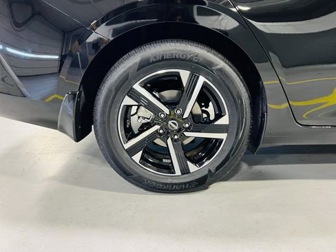 New 2025 Nissan Sentra SV image 9