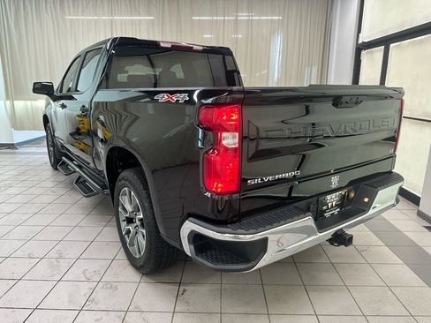 Certified 2024 Chevrolet Silverado 1500 LT AWD/4WD image 10