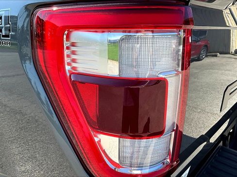 Used 2022 Ford F150 Lariat w/ Equipment Group 502A High image 28