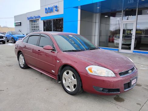 Used 2009 Chevrolet Impala SS w/ Convenience Package image 3