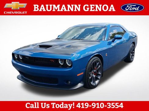 Used 2021 Dodge Challenger R/T Scat Pack RWD image 1