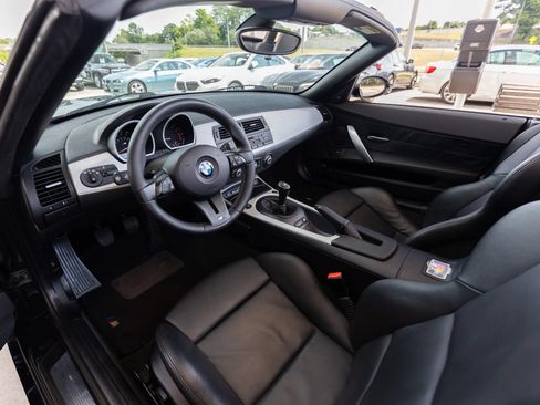 Used 2006 BMW M Roadster RWD image 22