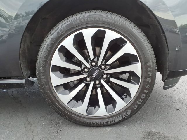 Used 2022 Lincoln Navigator L Reserve AWD/4WD image 9