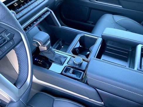New 2026 Toyota Tundra Limited AWD/4WD image 7