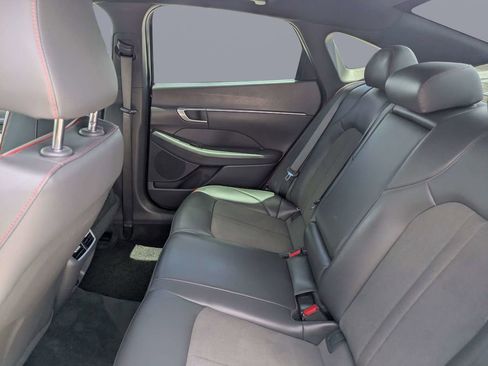 Used 2023 Hyundai Sonata SEL Plus FWD image 12