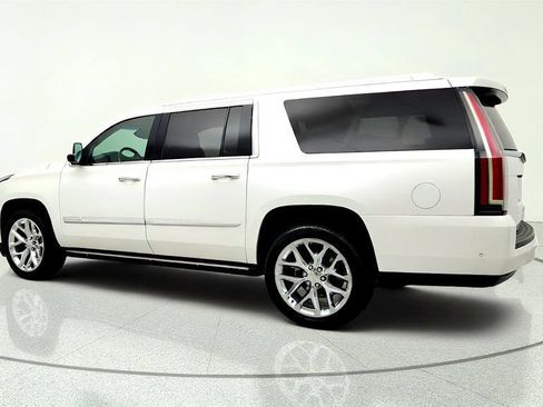 Used 2018 Cadillac Escalade ESV Premium Luxury AWD/4WD image 7