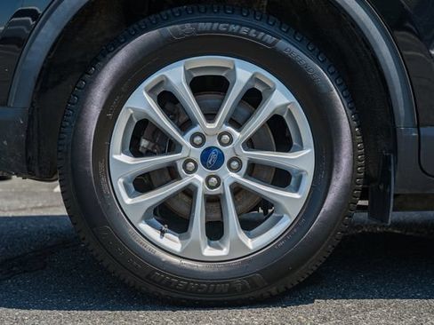 Used 2020 Ford Escape SE FWD image 34
