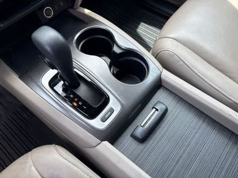 Used 2017 Honda Pilot EX-L image 18