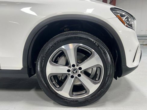 Used 2022 Mercedes-Benz GLC 300 4MATIC image 16