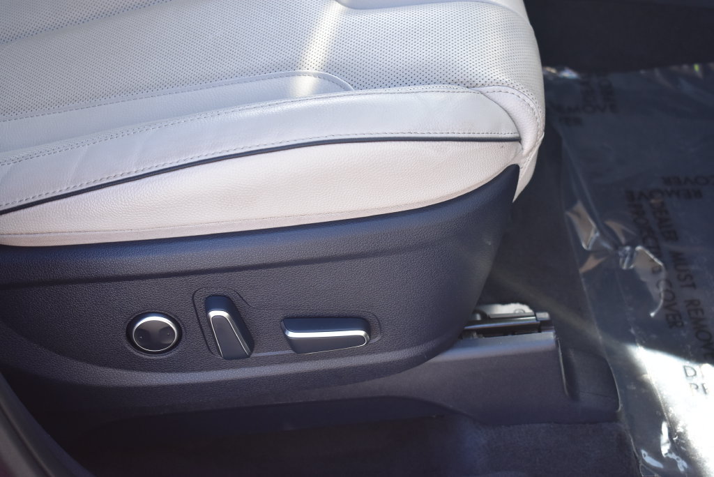 Certified 2023 Hyundai Palisade Limited FWD image 12