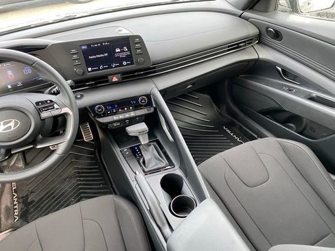Certified 2026 Hyundai Elantra Sport FWD image 25