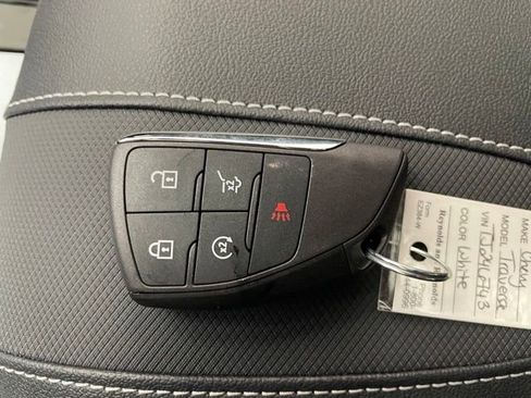 New 2026 Chevrolet Traverse RS w/ LPO, Floor Liner Package image 20