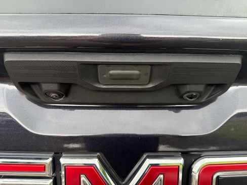 Used 2025 GMC Sierra 1500 Elevation image 30