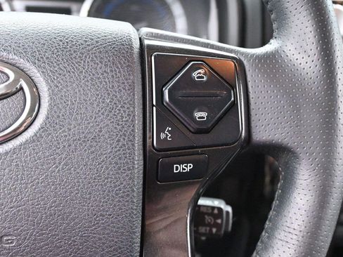 Used 2019 Toyota 4Runner TRD Off-Road Premium AWD/4WD image 21