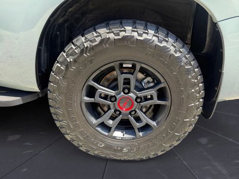 Used 2021 Toyota Sequoia TRD Pro AWD/4WD image 30
