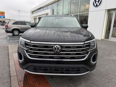 New 2026 Volkswagen Atlas SEL image 2