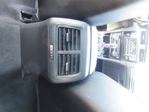 Used 2017 Volkswagen GTI Autobahn image 27