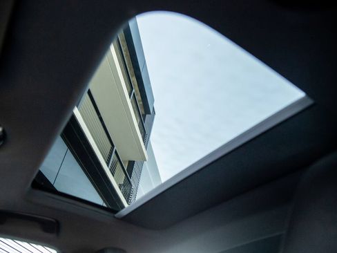 Certified 2023 Porsche Panamera RWD image 28