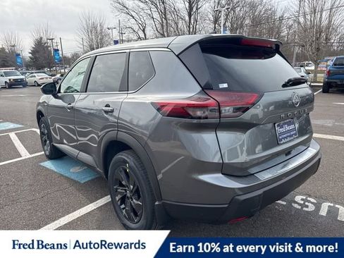 New 2026 Nissan Rogue SV w/ Cold Weather Package AWD/4WD image 9