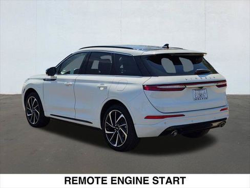 Used 2025 Lincoln Corsair Grand Touring w/ Equipment Group 302A AWD/4WD image 3