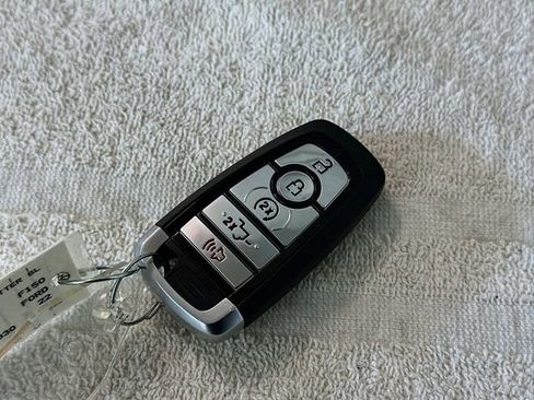 Certified 2022 Ford F150 XLT w/ Equipment Group 302A High image 27