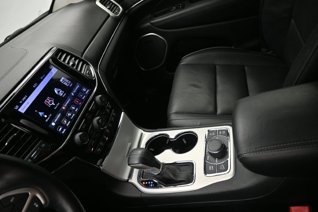 Used 2020 Jeep Grand Cherokee Summit w/ Platinum Series Group AWD/4WD image 19