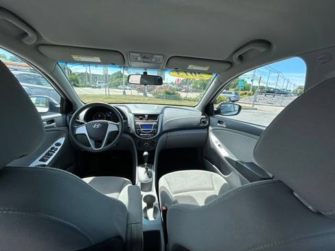 Used 2013 Hyundai Accent GLS FWD image 21