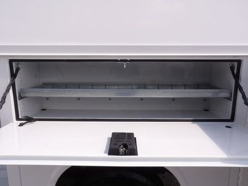 Used 2020 GMC Savana 3500 w/ Power Convenience Package RWD image 40